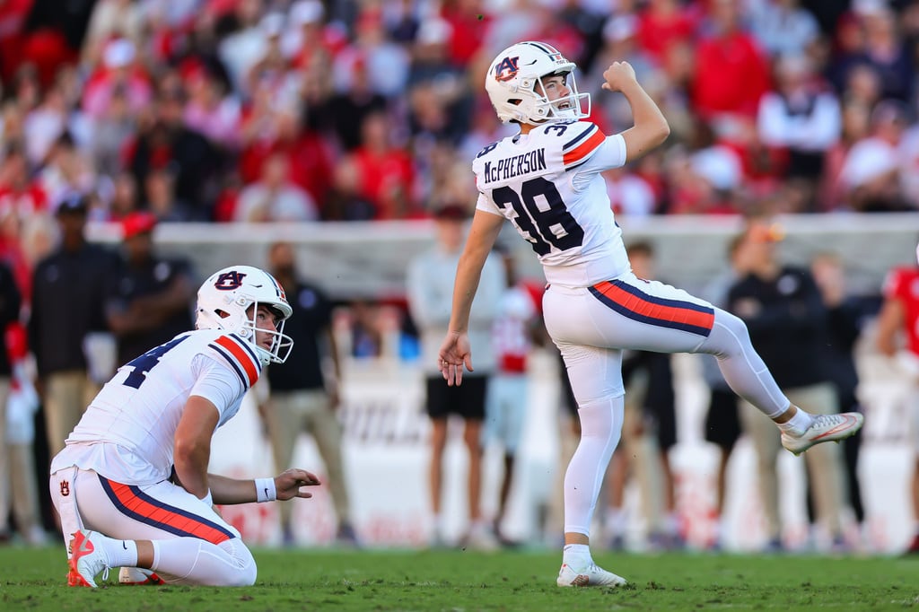 Auburn Beats Georgia 27-24 on Field Goal as Time Expires