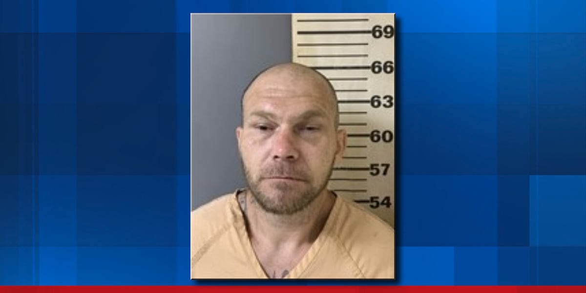Mobile man charged after motorcycle, foot chase through Andalusia