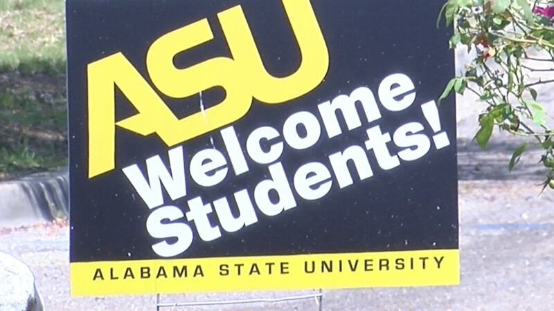 Students return to ASU campus for fall semester.