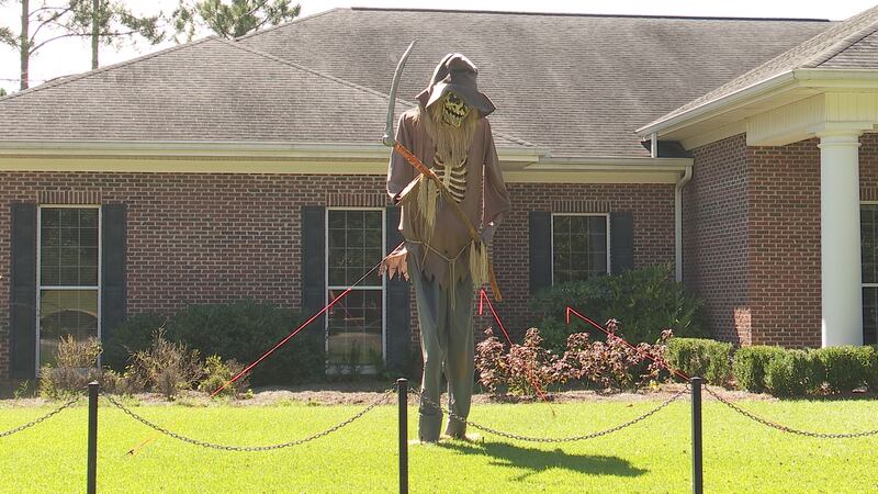 This is the last week you can enjoy unique scarecrows at the Dothan Area Botanical Gardens...